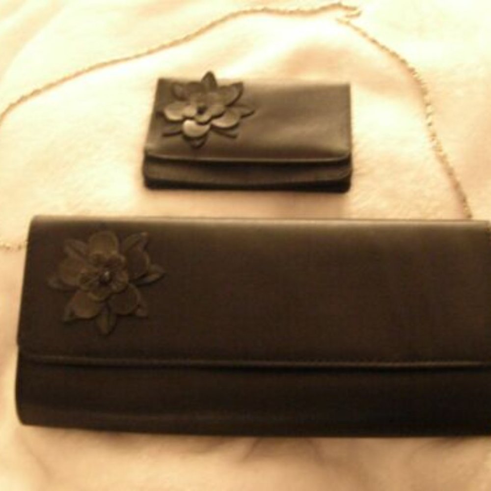 Black satin clutch shoulder purse bag with matching wallet 3d flower decor NWOT